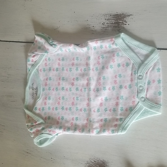 4 Size 0-3 Onesies Different Brands - Picture 4 of 5